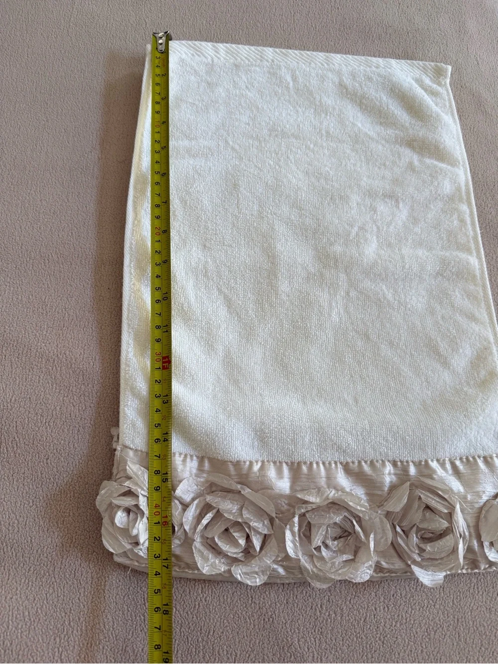 Croscill Home Ivory Hand Towels Set of 2 3D Rose Rosettes Embellished Shabby